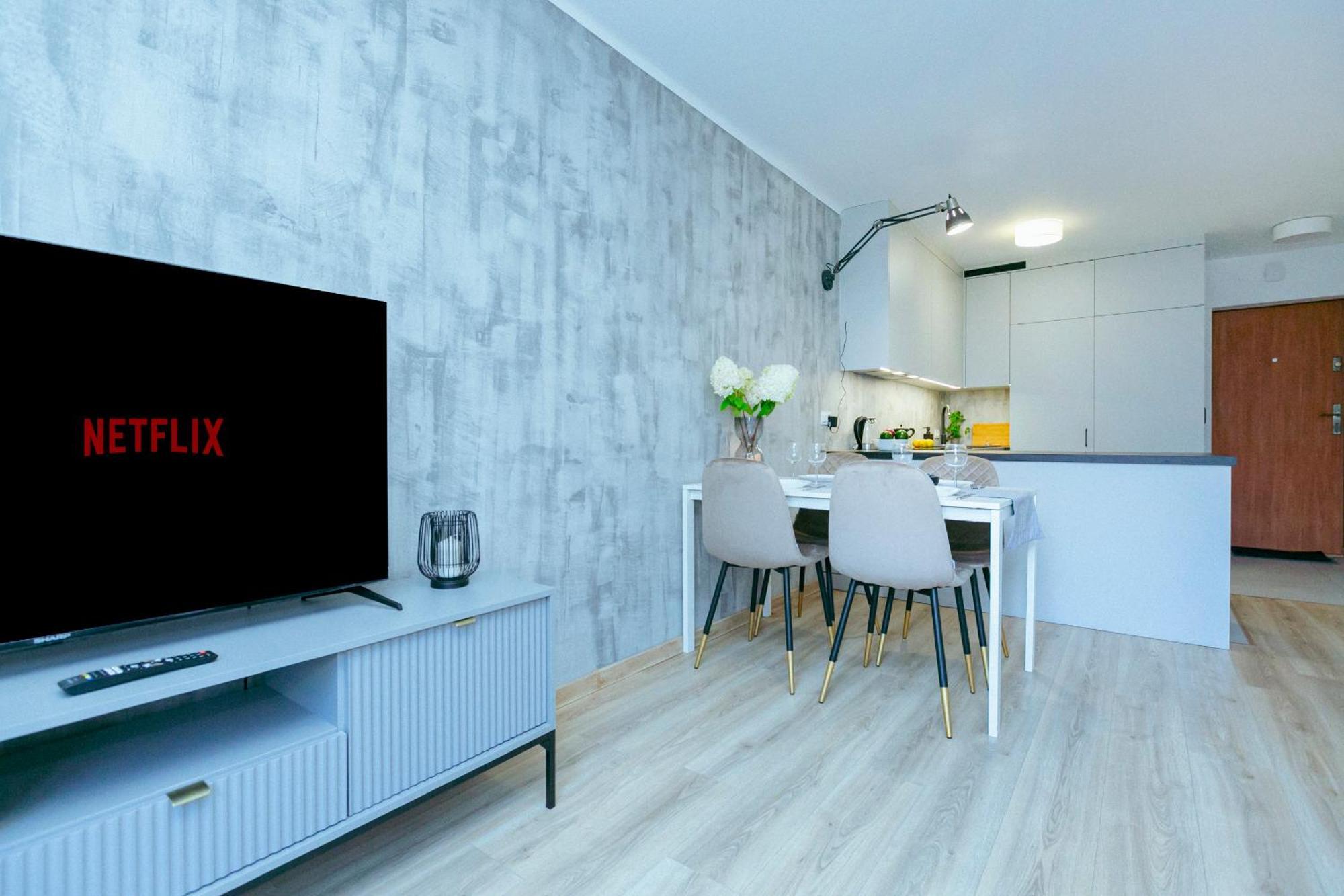 Chlodna 11 - 6 Os Apartament - Better Rental ワルシャワ エクステリア 写真