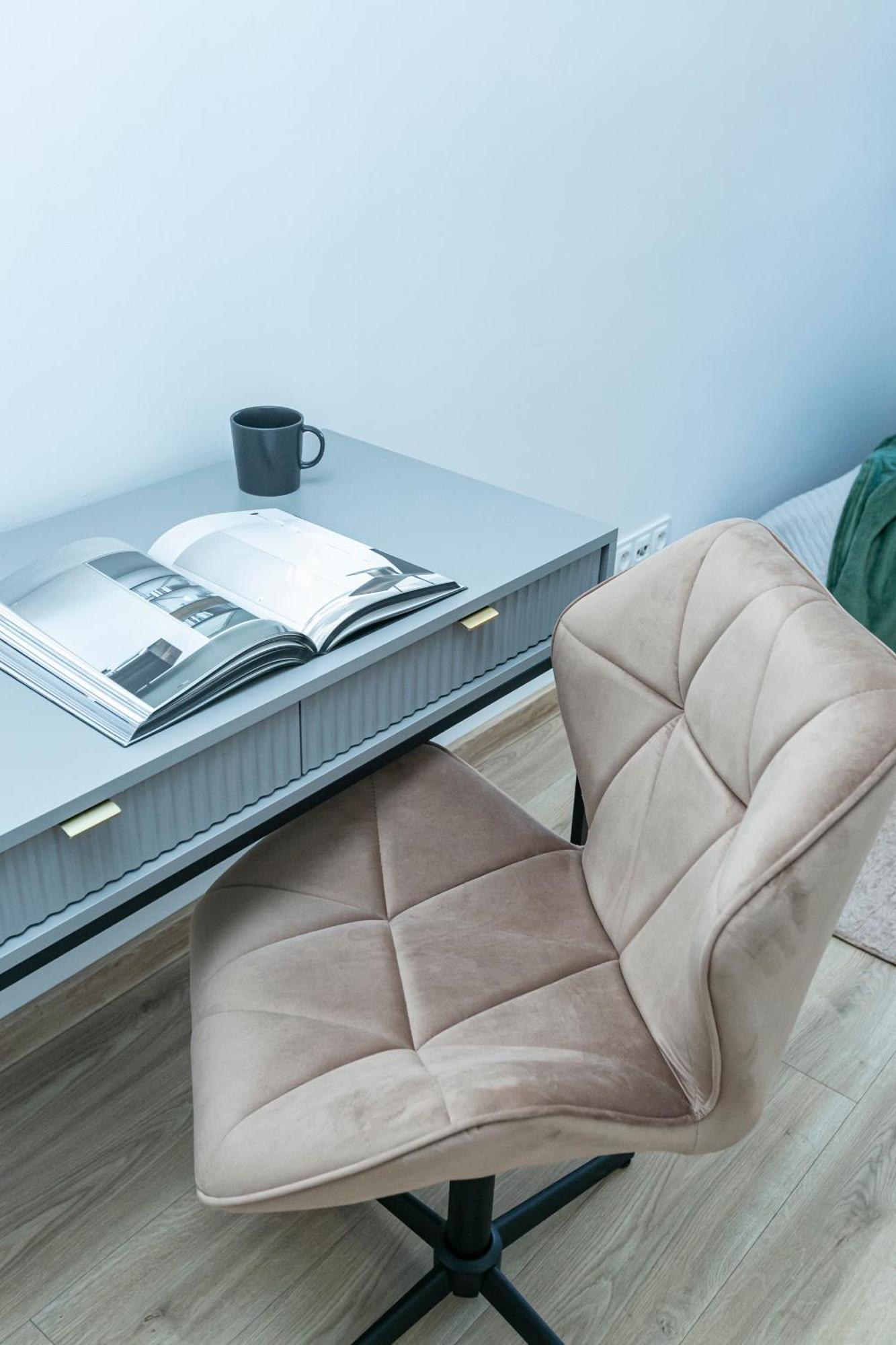 Chlodna 11 - 6 Os Apartament - Better Rental ワルシャワ エクステリア 写真