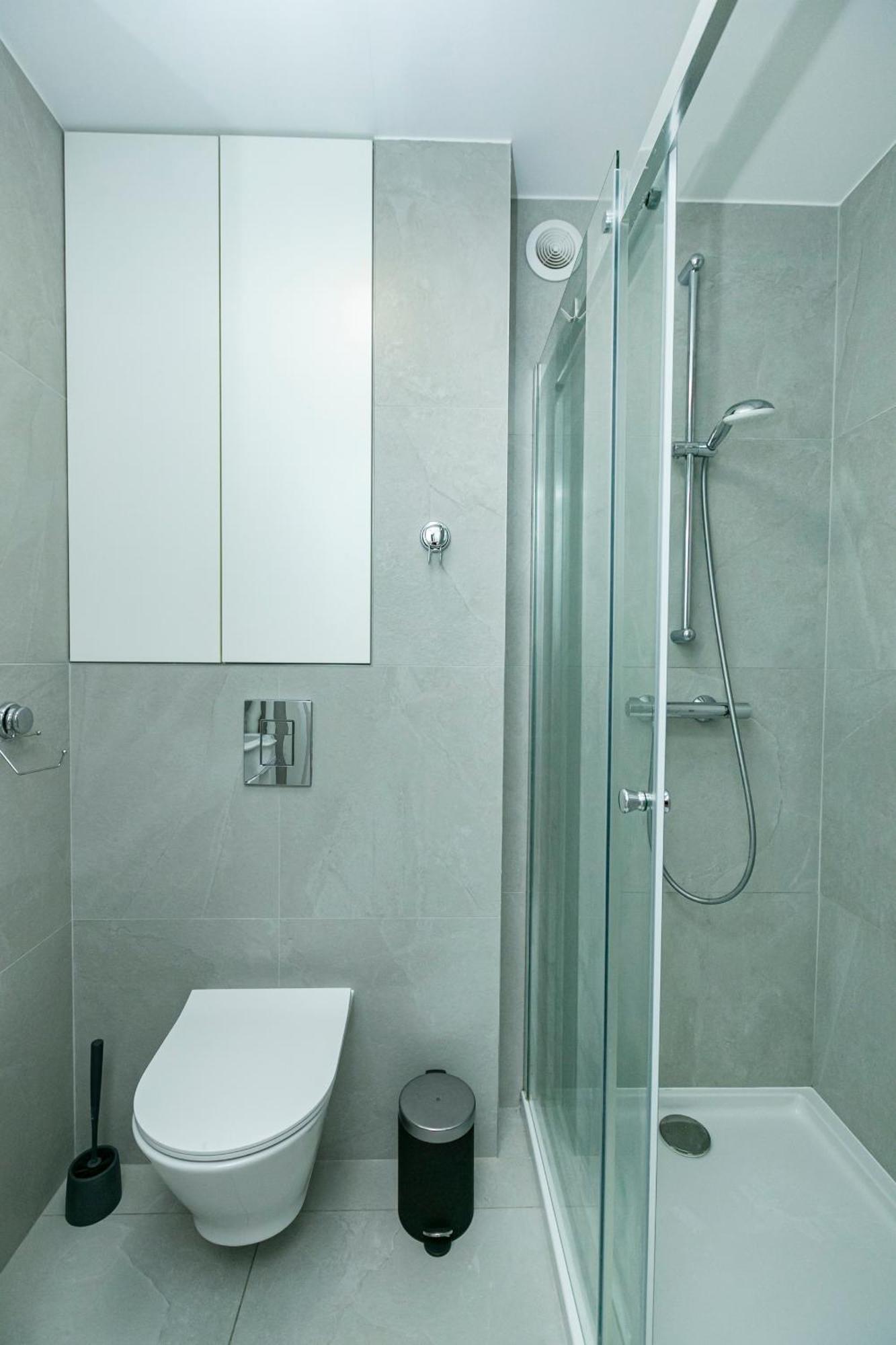 Chlodna 11 - 6 Os Apartament - Better Rental ワルシャワ エクステリア 写真